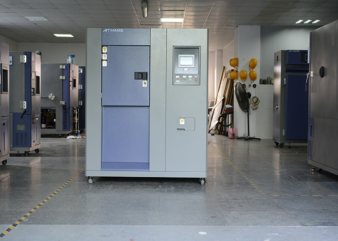 選購(gòu)冷熱沖擊試驗(yàn)箱時(shí)應(yīng)避開(kāi)的三大誤區(qū)(圖1)